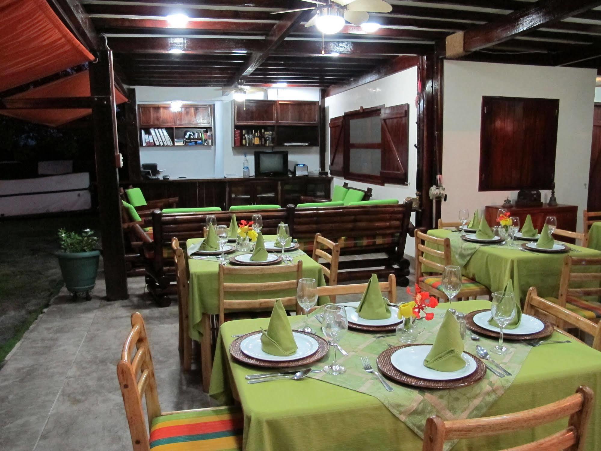 The Wooden House Hotel بْوُرتو فيلاميل المظهر الخارجي الصورة