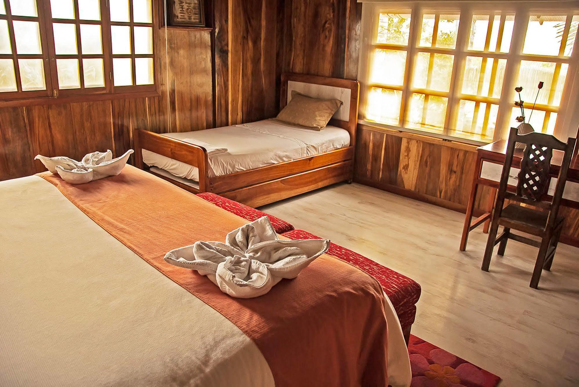 The Wooden House Hotel بْوُرتو فيلاميل المظهر الخارجي الصورة