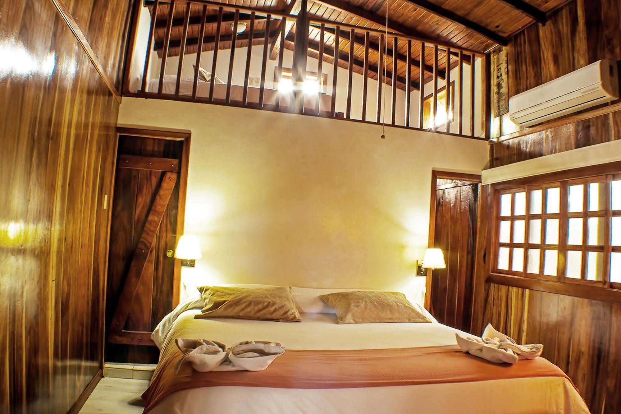 The Wooden House Hotel بْوُرتو فيلاميل المظهر الخارجي الصورة