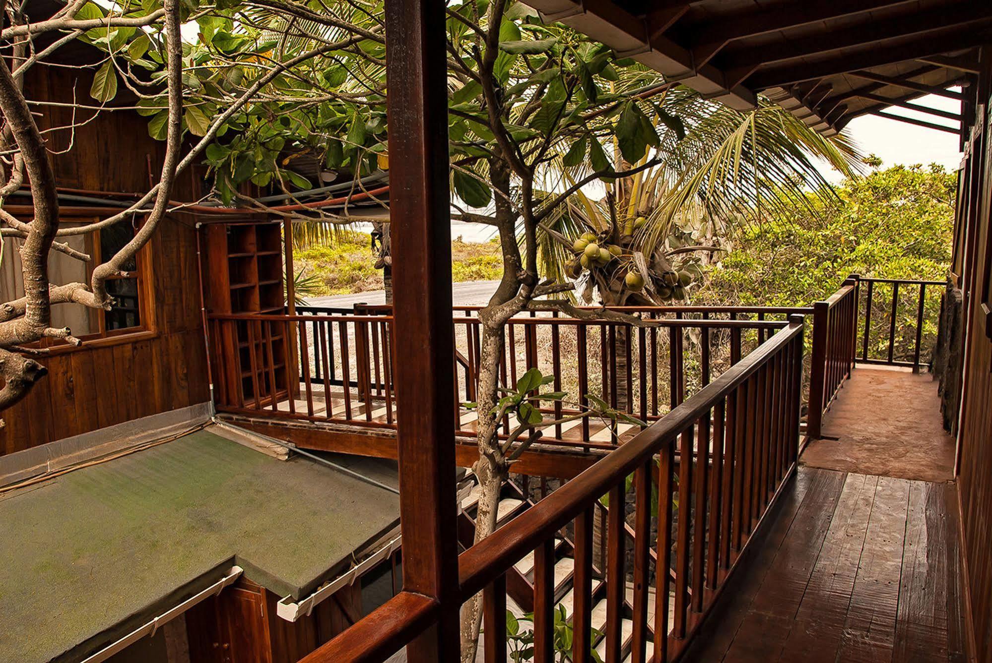 The Wooden House Hotel بْوُرتو فيلاميل المظهر الخارجي الصورة